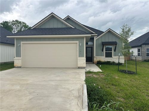 2401 Dove Crossing Ln, Navasota, TX, 77868-5212 | Card Image