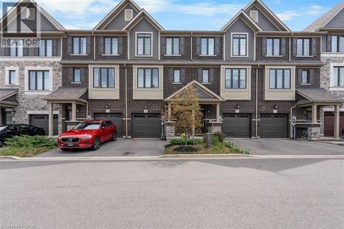 38 Hibiscus Lane, Hamilton, ON, L8K0A4 | Card Image