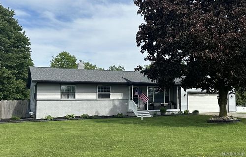 3422 Crandon Dr, Davison, MI, 48423-8588 | Card Image