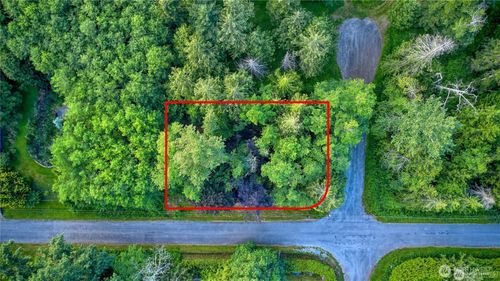 1394 Rex St, Point Roberts, WA, 98281-9404 | Card Image