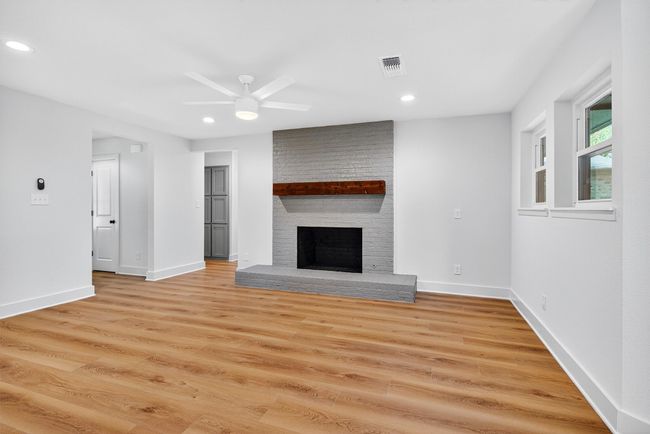 2705 N Ricketts St, House other with 3 bedrooms, 2 bathrooms and null parking in Sherman TX | Image 19