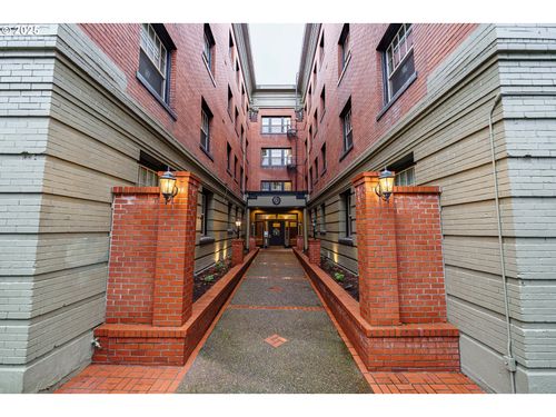 114-2109 Nw Irving St, Portland, OR, 97210-3280 | Card Image