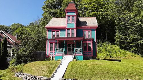 21 Tapper St, Ludlow, VT, 05149-1099 | Card Image