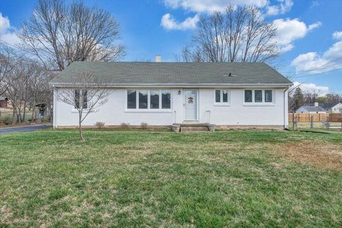 3620 Manassas Dr, Roanoke, VA, 24018-4032 | Card Image