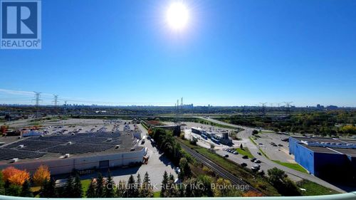 ph-5-39 Oneida Cres, Richmond Hill, ON, L4B4T9 | Card Image