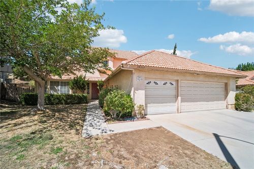 39317 Chalfont Ln, Palmdale, CA, 93551-1546 | Card Image