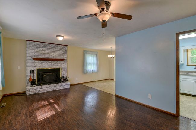 Fireplace | Image 10