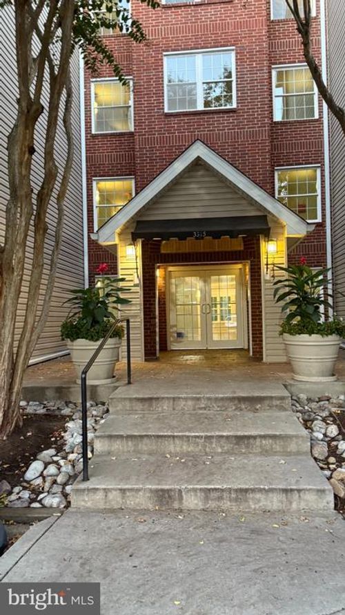 2233-3315 Wyndham Cir, ALEXANDRIA, VA, 22302-4325 | Card Image
