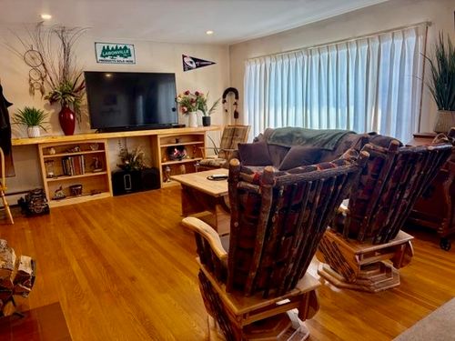 25 Bret St, Berlin, NH, 03570-3801 | Card Image