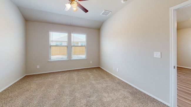 222 Rearden Blvd, House other with 4 bedrooms, 2 bathrooms and 2 parking in Jarrell TX | Image 9