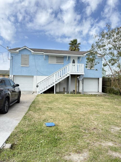 7220 Avenue R, Galveston, TX, 77551-1226 | Card Image