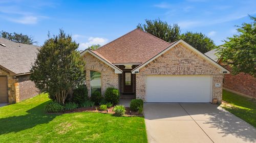 1408 Lauren Ln, Granbury, TX, 76048-2726 | Card Image