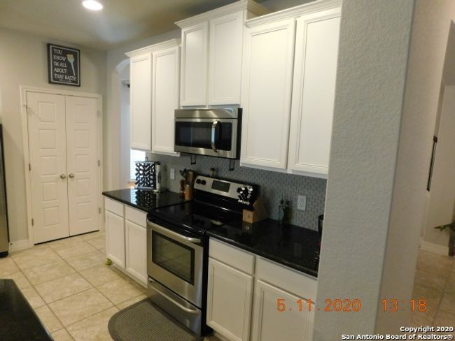 717 Morgan Run, House other with 4 bedrooms, 2 bathrooms and null parking in Cibolo TX | Image 7