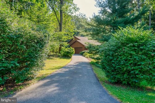 1935 Youngston Rd, JARRETTSVILLE, MD, 21084-1229 | Card Image