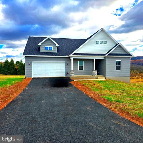 14 Jesse Ln, HALIFAX, PA, 17032-8714 | Card Image