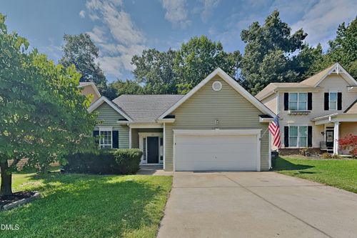 557 Mccarthy Dr, Clayton, NC, 27527-5576 | Card Image