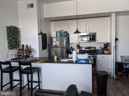 apt-302-333 Earp St, PHILADELPHIA, PA, 19147-5926 | Card Image