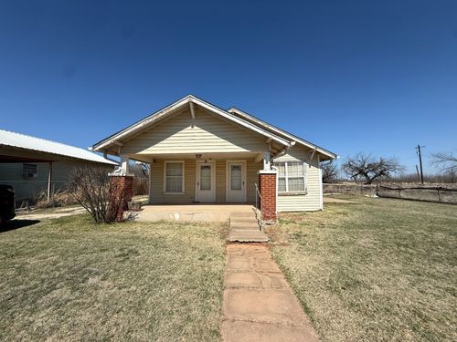 618 12th St, Anson, TX, 79501-4506 | Card Image