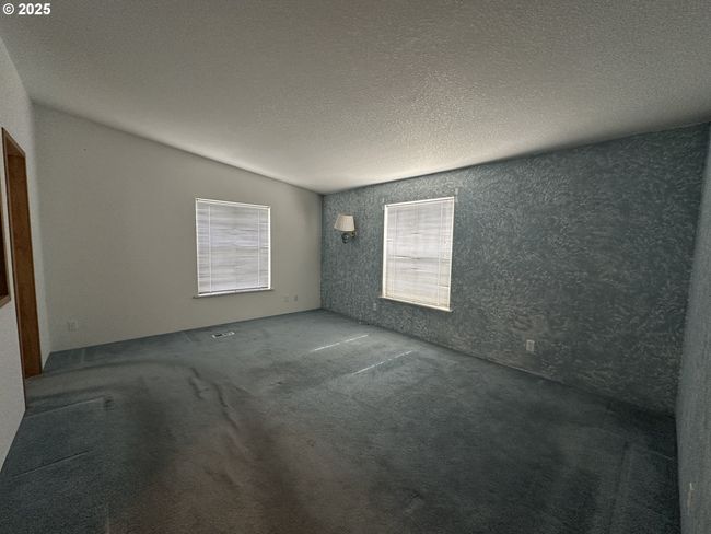 404 Second St, House other with 3 bedrooms, 2 bathrooms and null parking in Fossil OR | Image 11