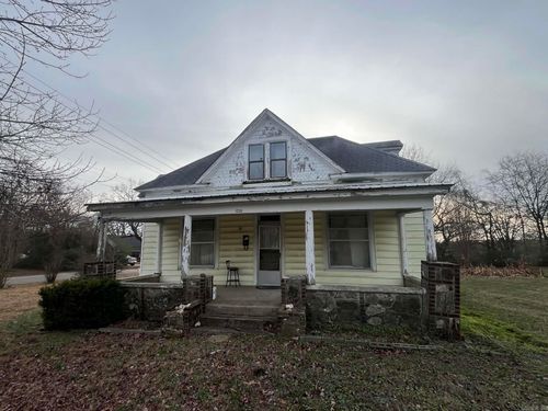 1211 9th St, Mena, AR, 71953-4123 | Card Image