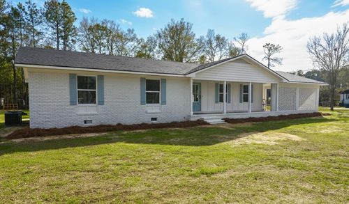 82 Pine Ln, Adel, GA, 31620-5239 | Card Image