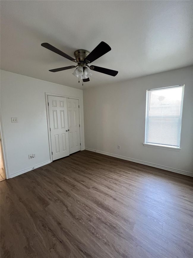 712 N N Sharp Street, Home with 3 bedrooms, 3 bathrooms and 2 parking in Franklin TX | Image 12