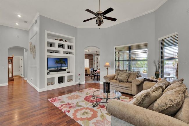 Open & Airy | Image 6