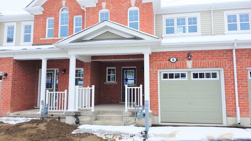 8 Watermill St, Kitchener, ON, N2P0H5 | Card Image