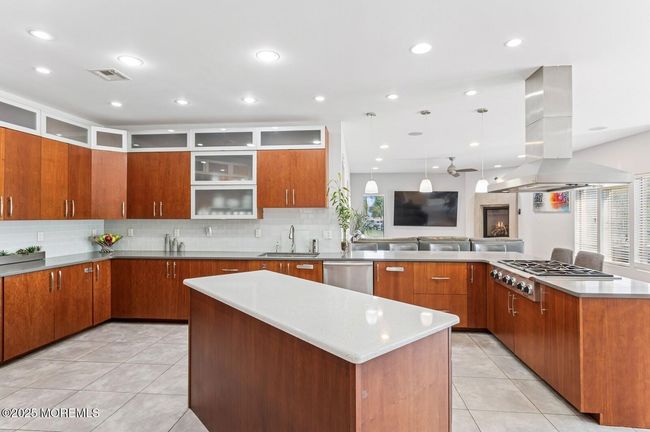 5 Holdman Pl, House other with 6 bedrooms, 6 bathrooms and null parking in Millstone Township NJ | Image 10