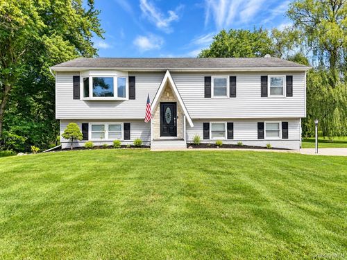 6 Ryandale Rd, Lagrangeville, NY, 12540-5106 | Card Image