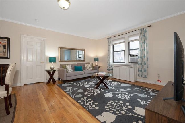 APT-4J - 68 E Hartsdale Ave, Home with 1 bedrooms, 1 bathrooms and null parking in Hartsdale NY | Image 9
