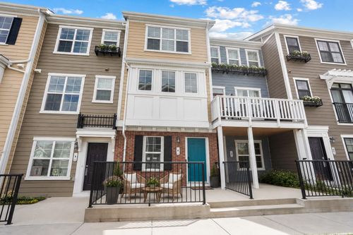 8 Sherwood Row Nw, Calgary, AB, T3R0X1 | Card Image