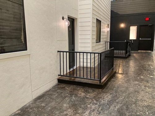 apt-38-4411 Dallas St, Houston, TX, 77023-1839 | Card Image