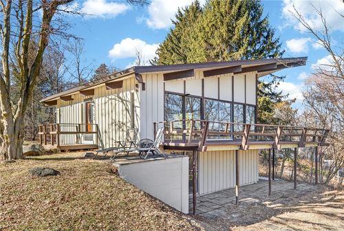 103 Westmount Dr, Ithaca, NY, 14850-2049 | Card Image