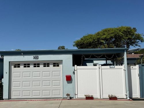 8-3839 Vista Campana S, Oceanside, CA, 92057-8140 | Card Image