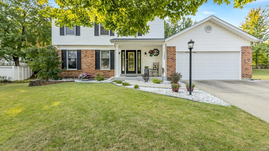 Hutchinson Way Pl, Florissant, MO 63031