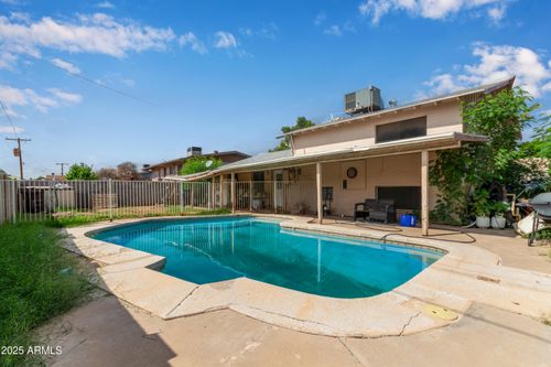 4529 W Berridge Ln, Glendale, AZ, 85301-5309 | Card Image