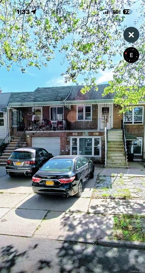24-44 White Oak Ct, East Elmhurst, NY, 11370 | Card Image