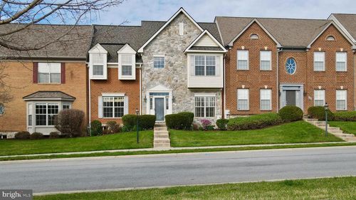 27 Beallair Square Dr, CHARLES TOWN, WV, 25414-4956 | Card Image