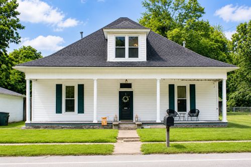 4139 Hampshire Pike, Hampshire, TN, 38461-4556 | Card Image