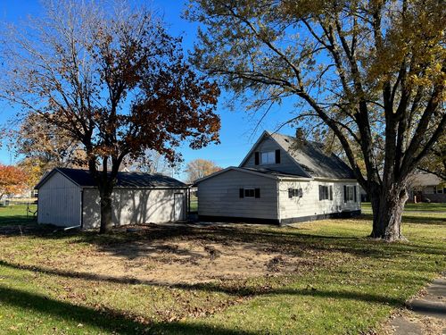 600 Lincoln Ave, Saint David, IL, 61563-1549 | Card Image