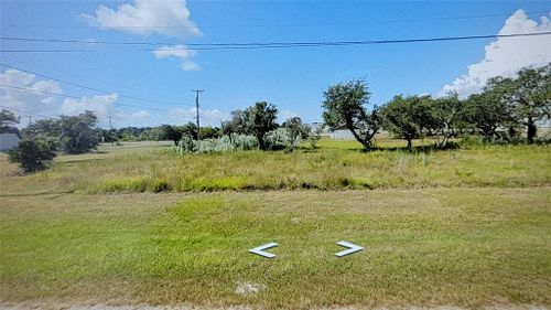 6662 Highway 35, Rockport, TX, 78382 | Card Image