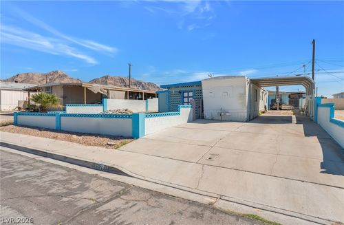 6161 Great Smoky Ave, Las Vegas, NV, 89156-5827 | Card Image