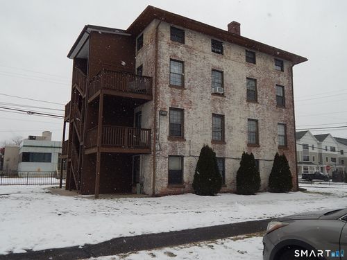 6-a-76 Van Block Avenue, Hartford, CT, 06106 | Card Image