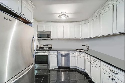 8e-270 Luis M Marin Blvd, JC, Downtown, NJ, 07302 | Card Image