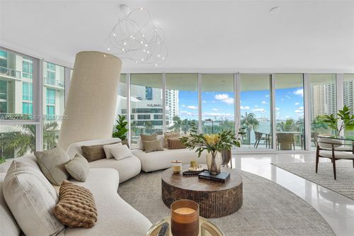 apt-301e-300 Biscayne Boulevard Way, Miami, FL, 33131-2277 | Card Image