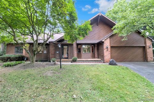 35 High Ct, Amherst, NY, 14226-3527 | Card Image