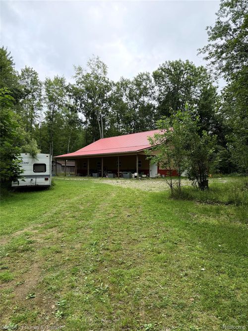 1873 Pierce Rd, Caro, MI, 48723-9576 | Card Image