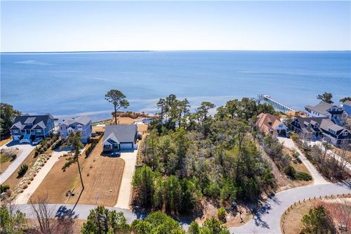 164 Shingle Landing Ln, Kill Devil Hills, NC, 27948-9700 | Card Image