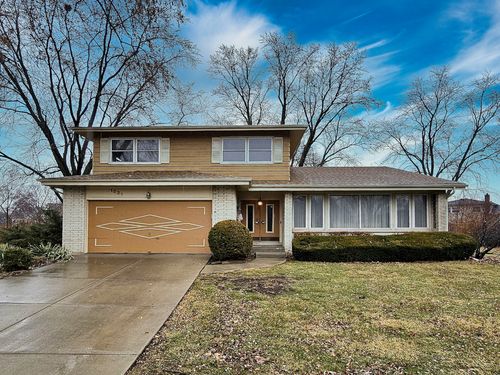1831 N Rolling Ln, Arlington Heights, IL, 60004-4342 | Card Image
